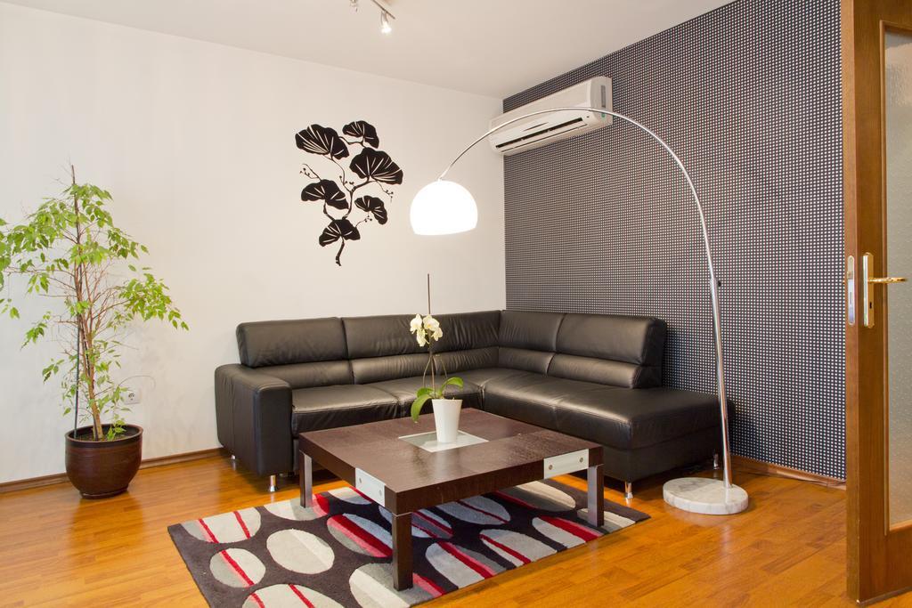 Vitosha Downtown Apartments Sofia Exterior foto